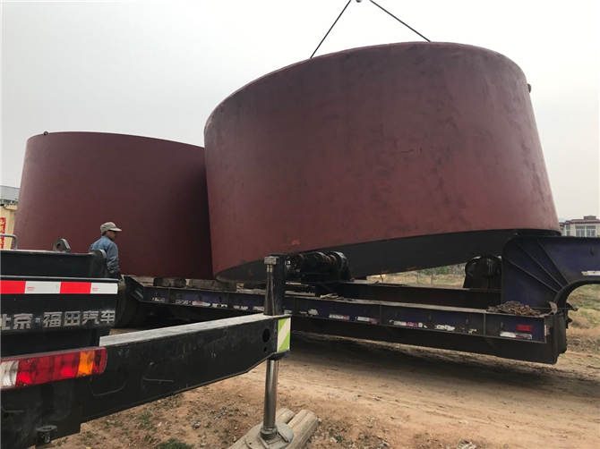 湖北華新水泥有限公司做的煤磨(大、小齒輪配件)和回轉(zhuǎn)窯(筒體配件)