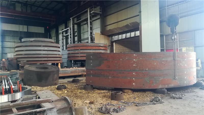 為磨機、窯做的大齒輪及輪帶的熱處理爐